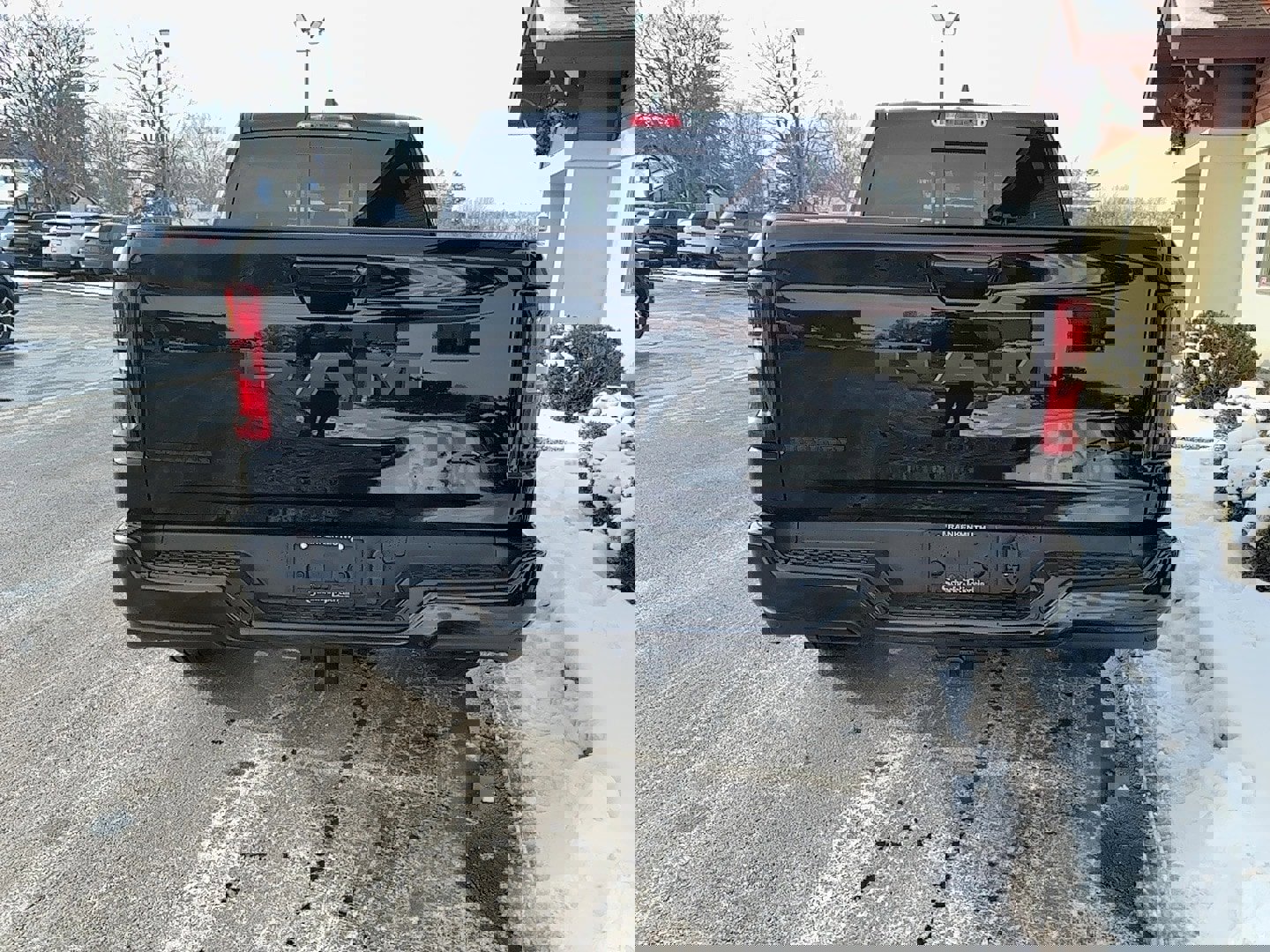 New 2025 RAM 1500 Big Horn w/ Night Edition image 16