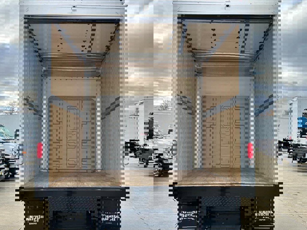 New 2024 Ford E-350 and Econoline 350 Super Duty w/ Power Windows & Locks Group image 16