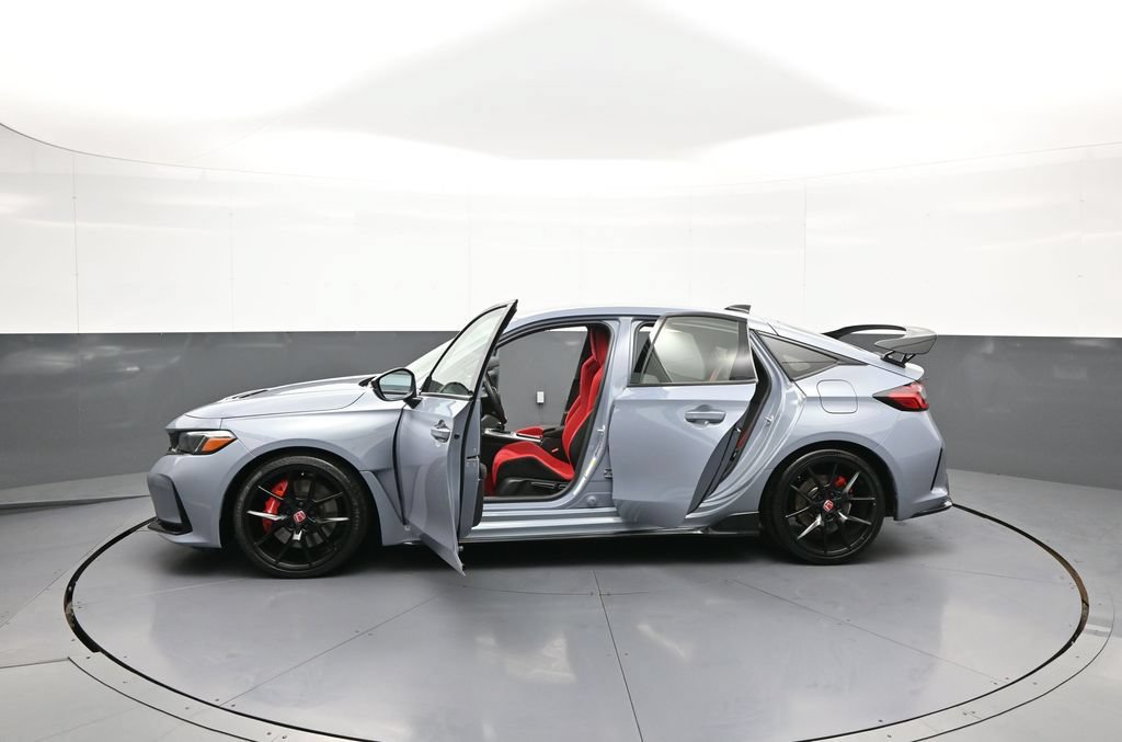 Certified 2025 Honda Civic Type R image 42