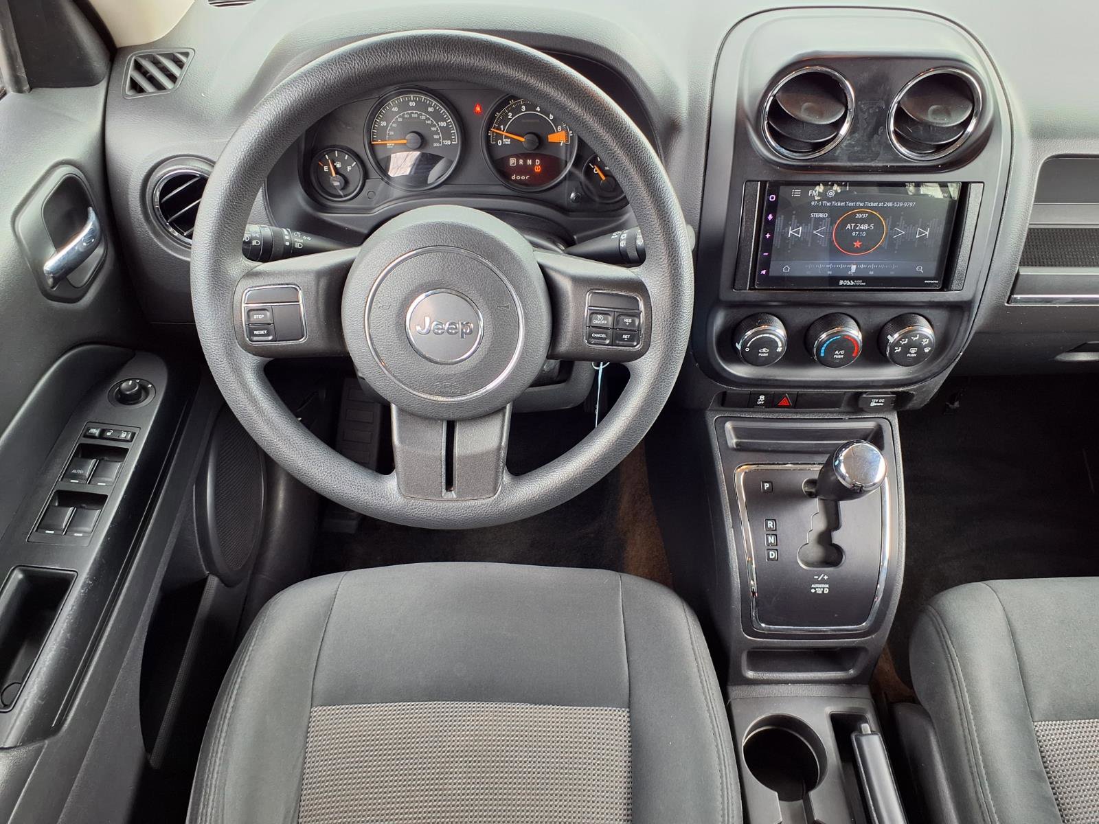 Used 2015 Jeep Patriot Sport w/ Power Value Group image 4