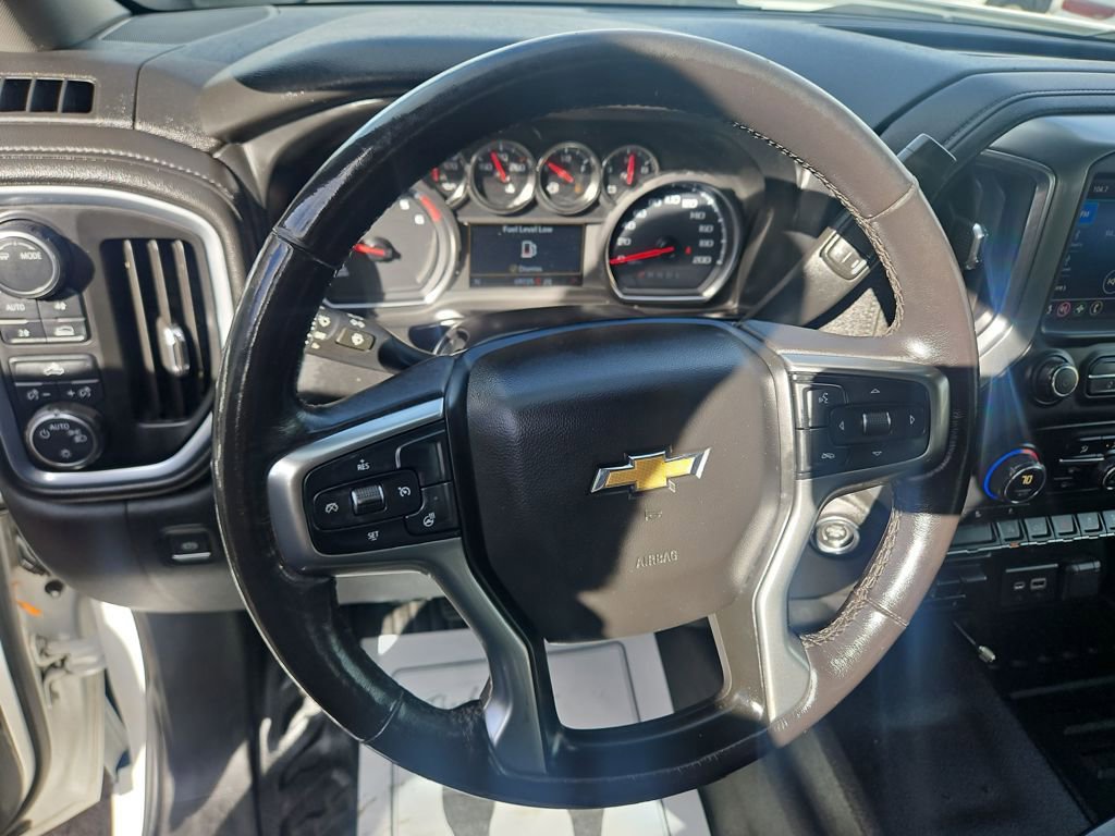 Used 2020 Chevrolet Silverado 1500 LT image 14