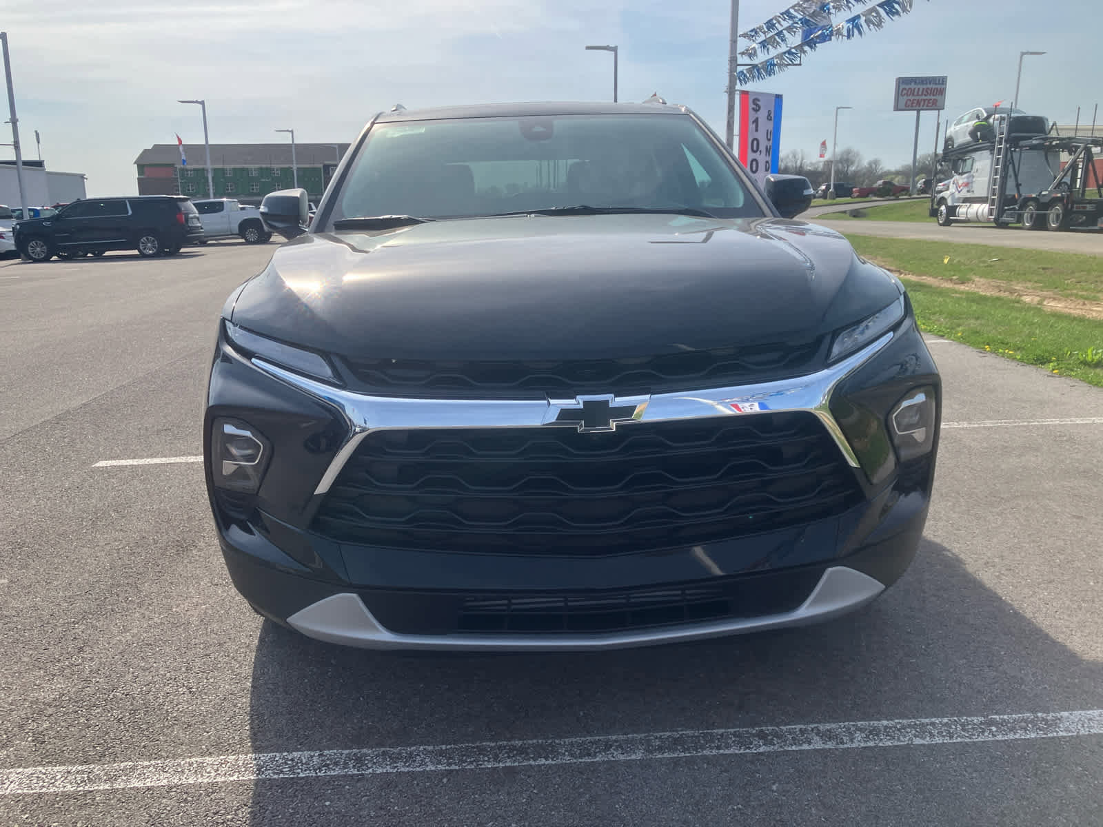 New 2026 Chevrolet Blazer LT w/ Sound & Technology Package AWD/4WD image 2