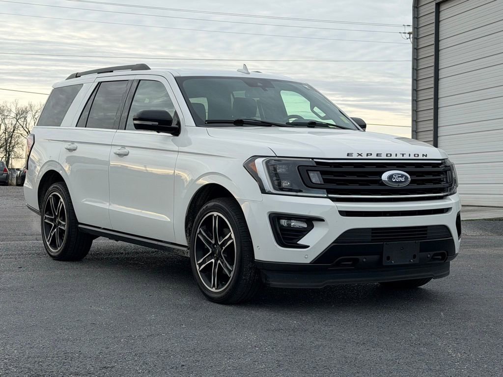 Used 2020 Ford Expedition Limited w/ Equipment Group 303A image 2
