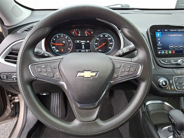 Used 2024 Chevrolet Malibu LT image 15