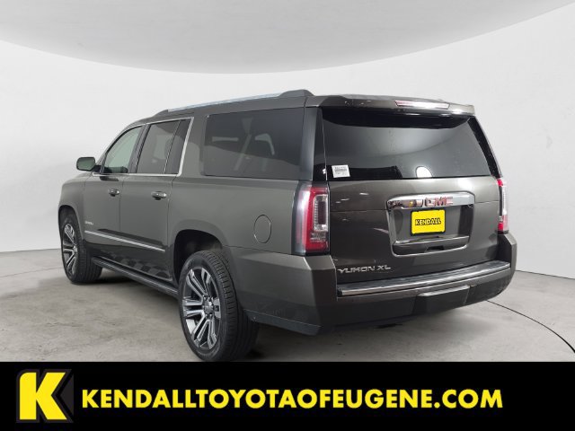 Used 2020 GMC Yukon XL Denali w/ Denali Ultimate Package AWD/4WD image 7