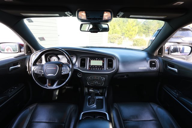 Used 2020 Dodge Charger SXT w/ Plus Group image 31