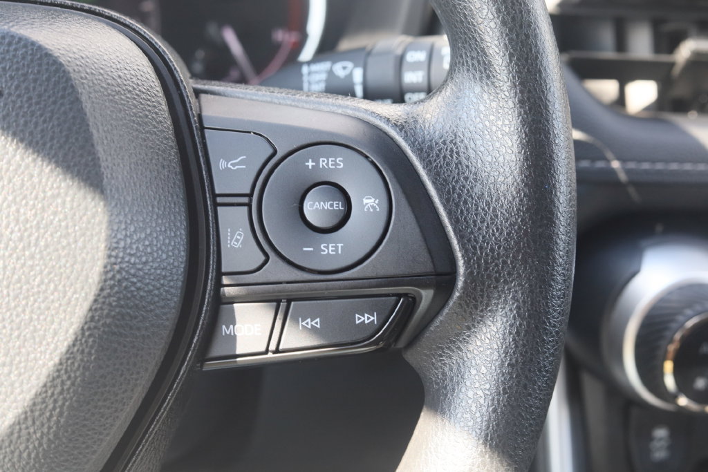 Used 2023 Toyota RAV4 XLE AWD/4WD image 24