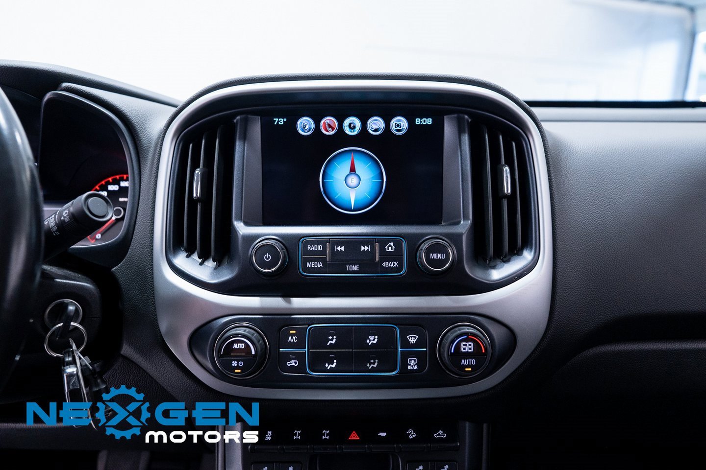 Used 2018 Chevrolet Colorado ZR2 image 12