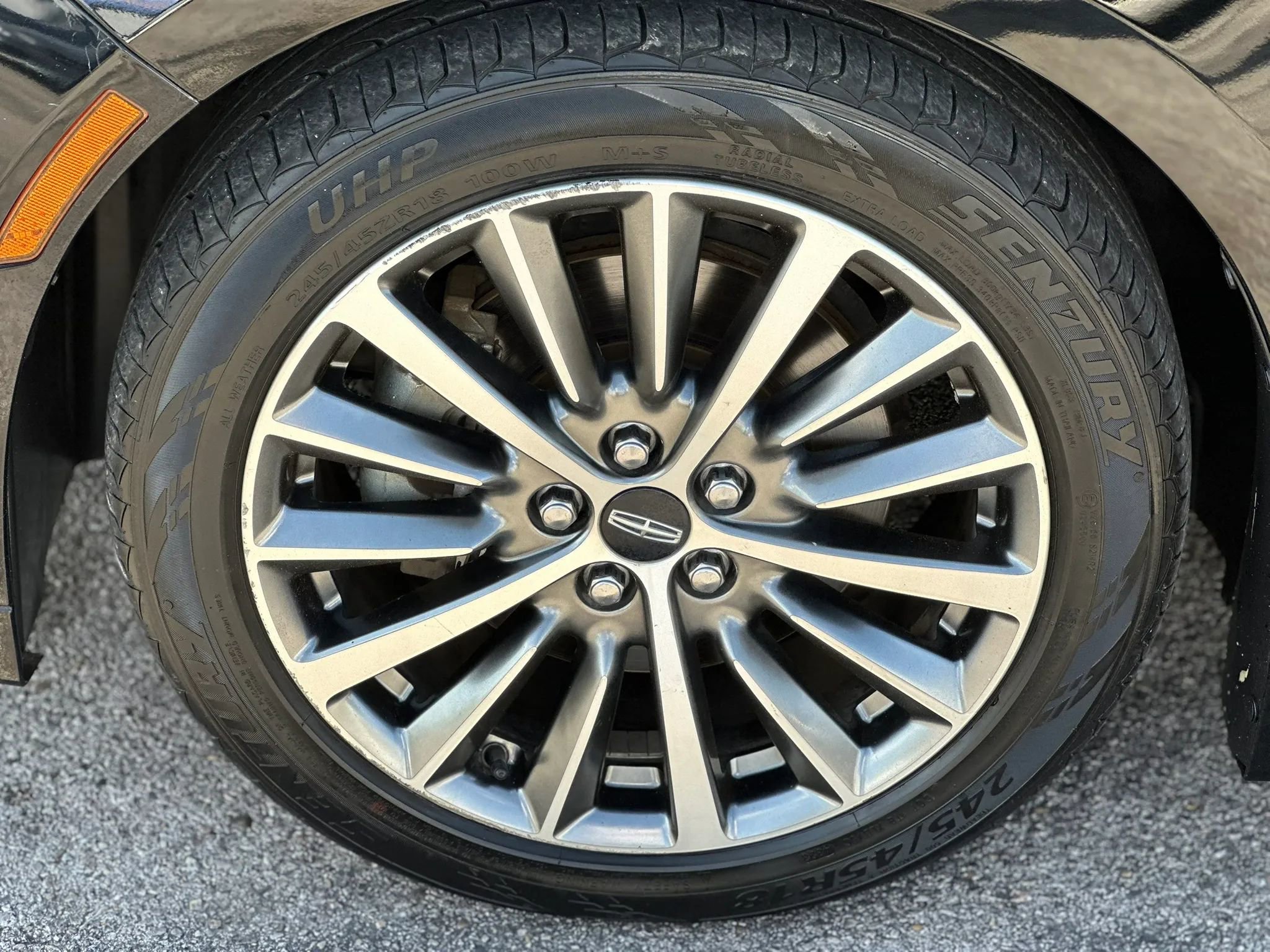 Used 2017 Lincoln MKZ Premiere FWD image 25