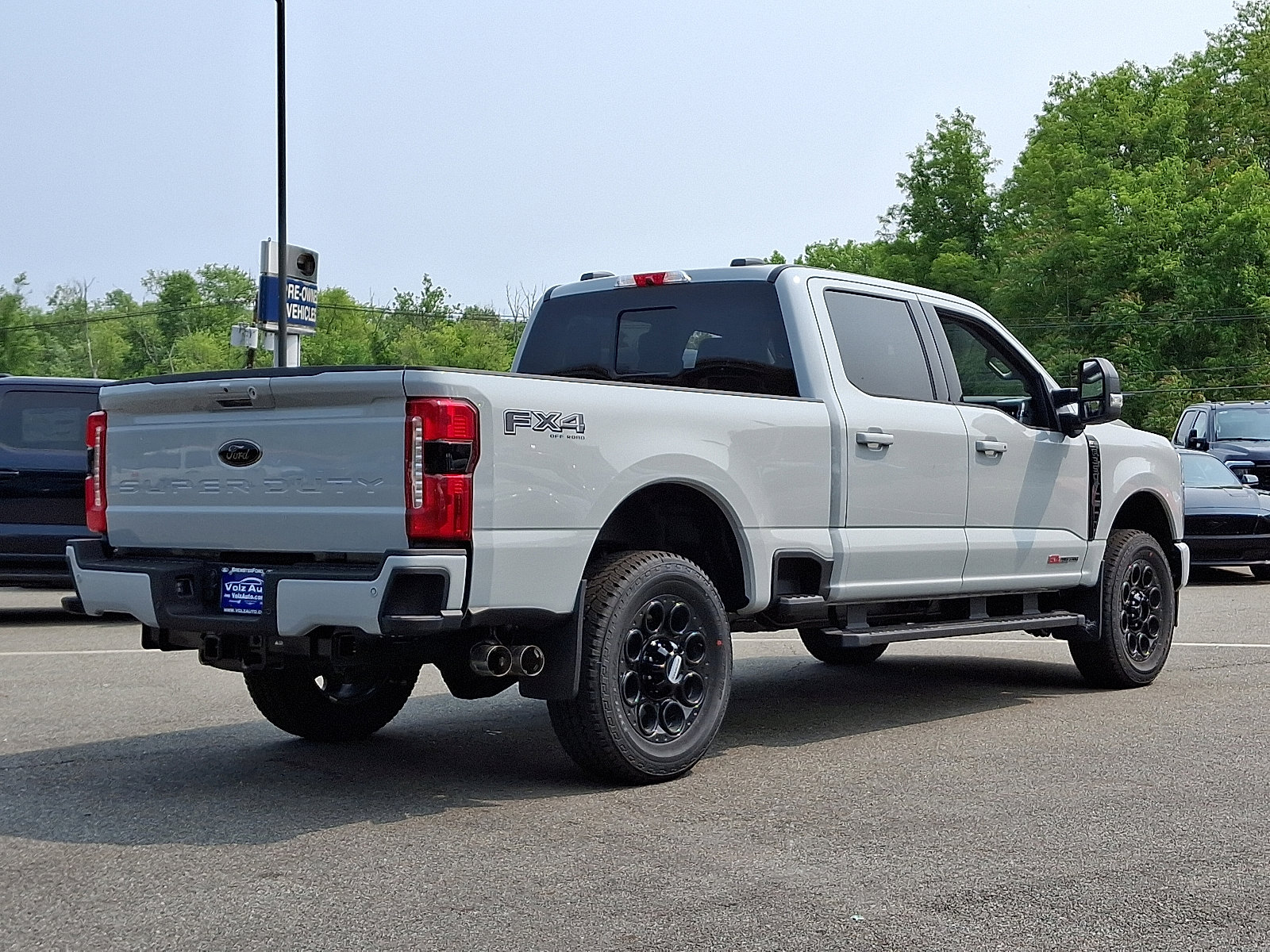 New 2025 Ford F350 XLT w/ Black Appearance Package image 4