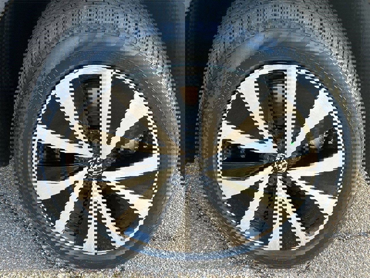 Used 2022 Volkswagen Taos SE image 7