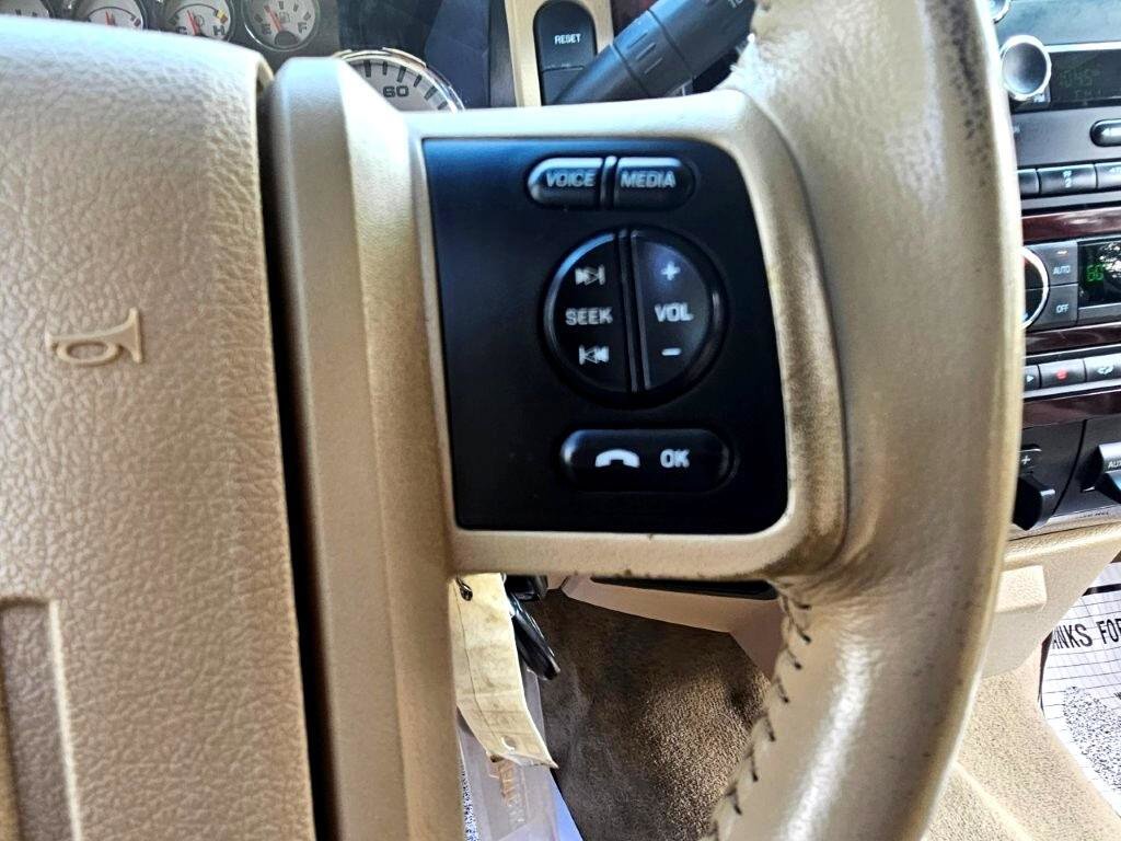 Used 2010 Ford F250 Lariat AWD/4WD image 23