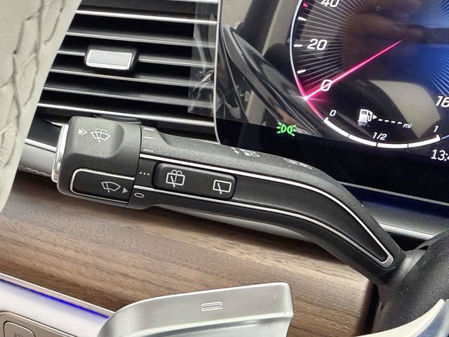 New 2026 Mercedes-Benz Maybach GLS 600 4MATIC image 23