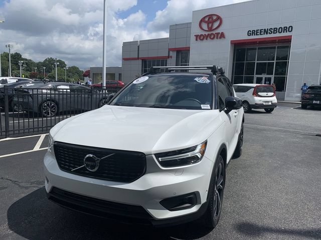 Used 2020 Volvo XC40 T5 R-Design w/ Protection Package Premier