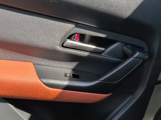 New 2025 MAZDA CX-50 Meridian Edition w/ Weather Package image 16