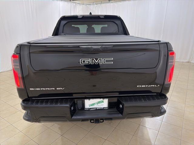 Used 2025 GMC Sierra EV Denali image 4