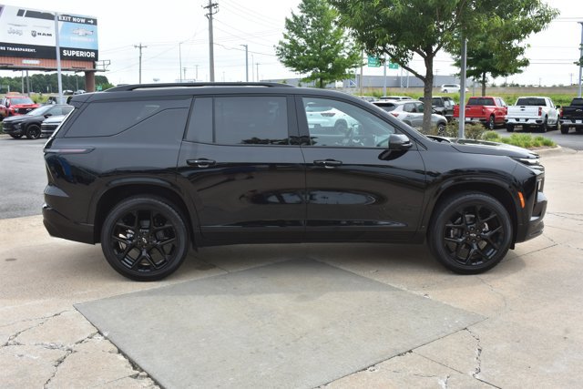 New 2026 Chevrolet Traverse RS w/ LPO, Floor Liner Package FWD image 4