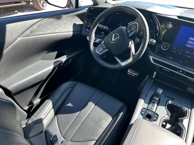 Used 2023 Lexus RX 350 F Sport w/ Accessory Package AWD/4WD image 24