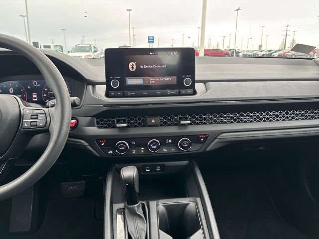 Used 2023 Honda Accord EX image 17