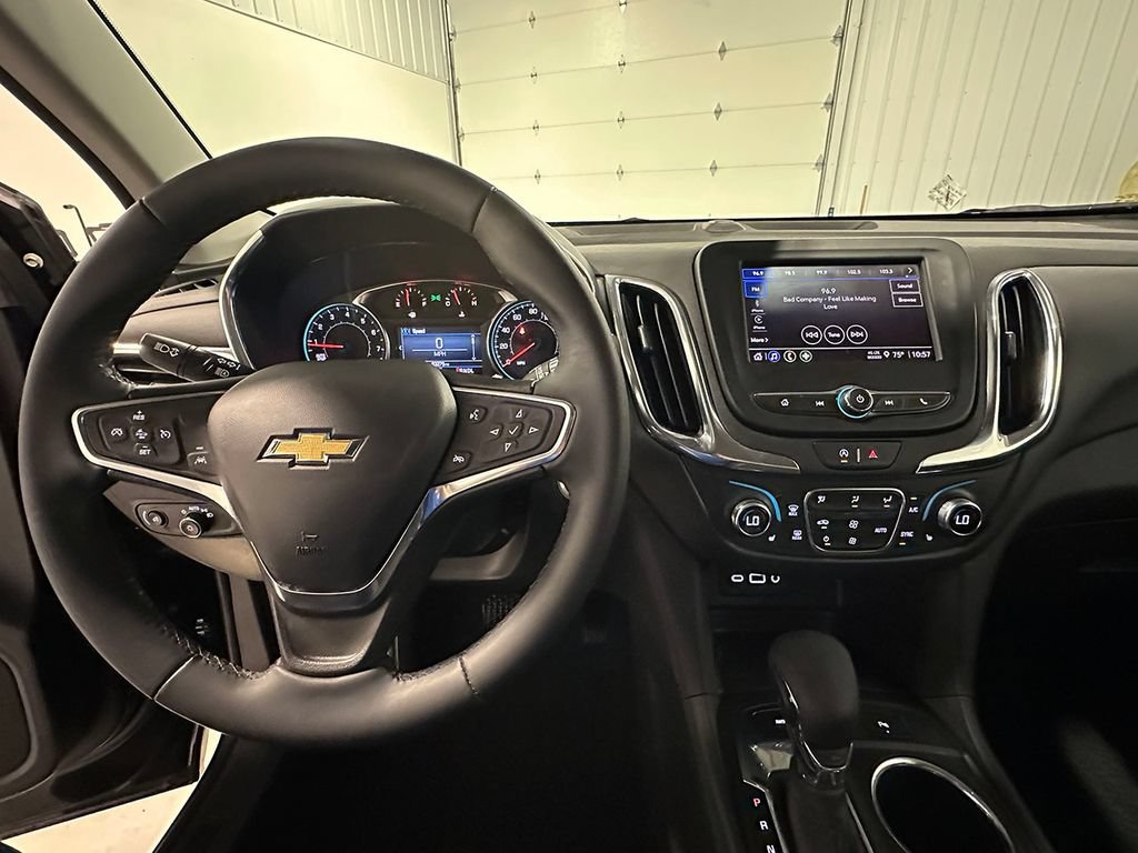 Used 2023 Chevrolet Equinox LT AWD/4WD image 39