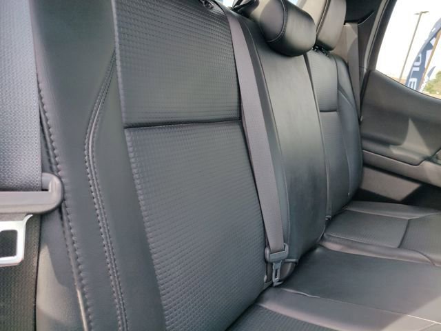 Used 2019 Toyota Tacoma TRD Sport w/ TRD Premium Sport Package image 25