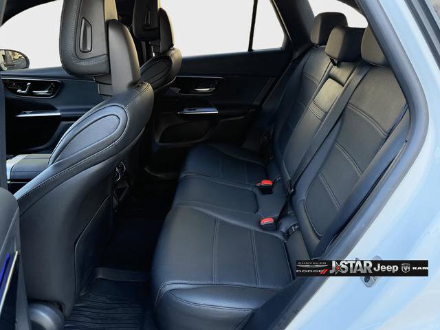 Used 2024 Mercedes-Benz GLC 300 image 13