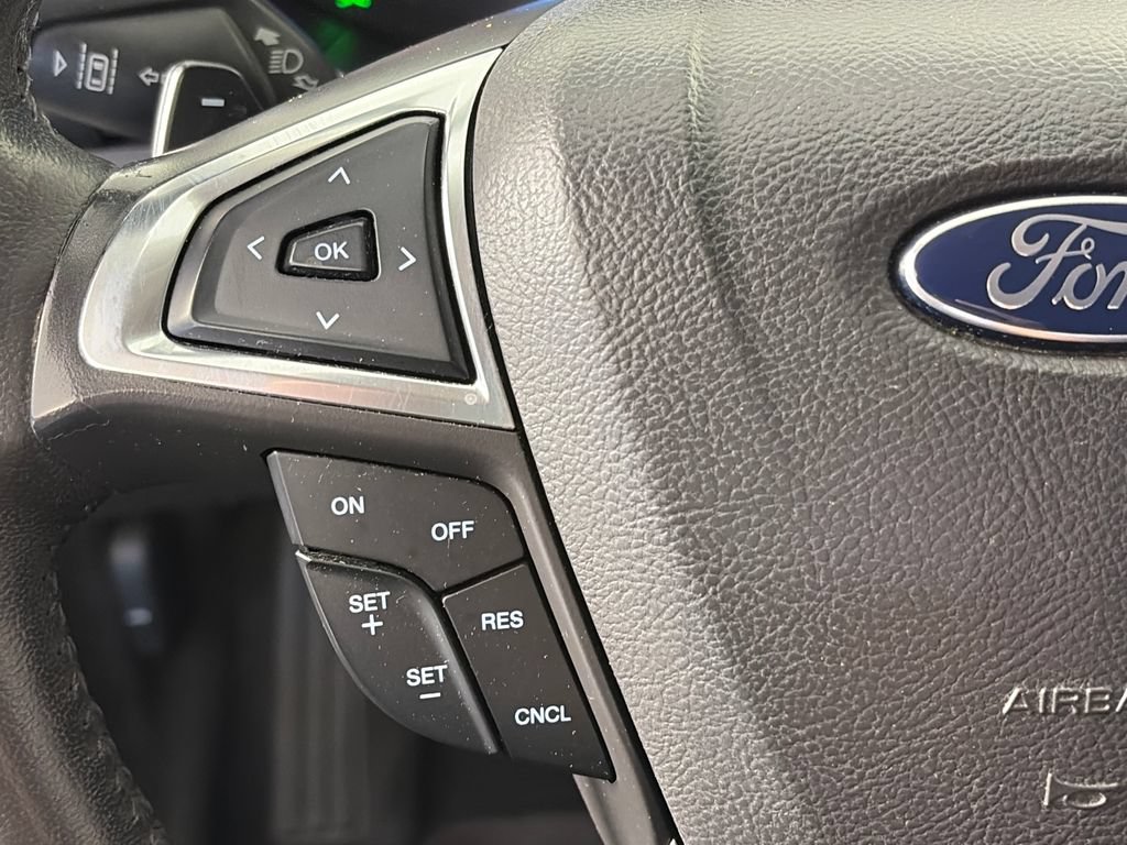 Used 2015 Ford Fusion Titanium AWD/4WD image 17