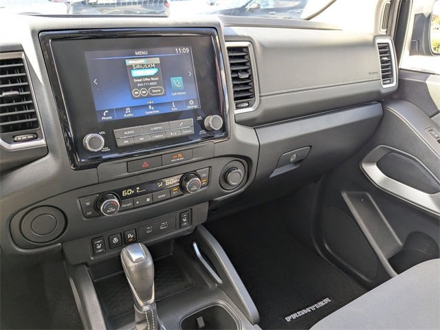 Used 2022 Nissan Frontier SV image 23