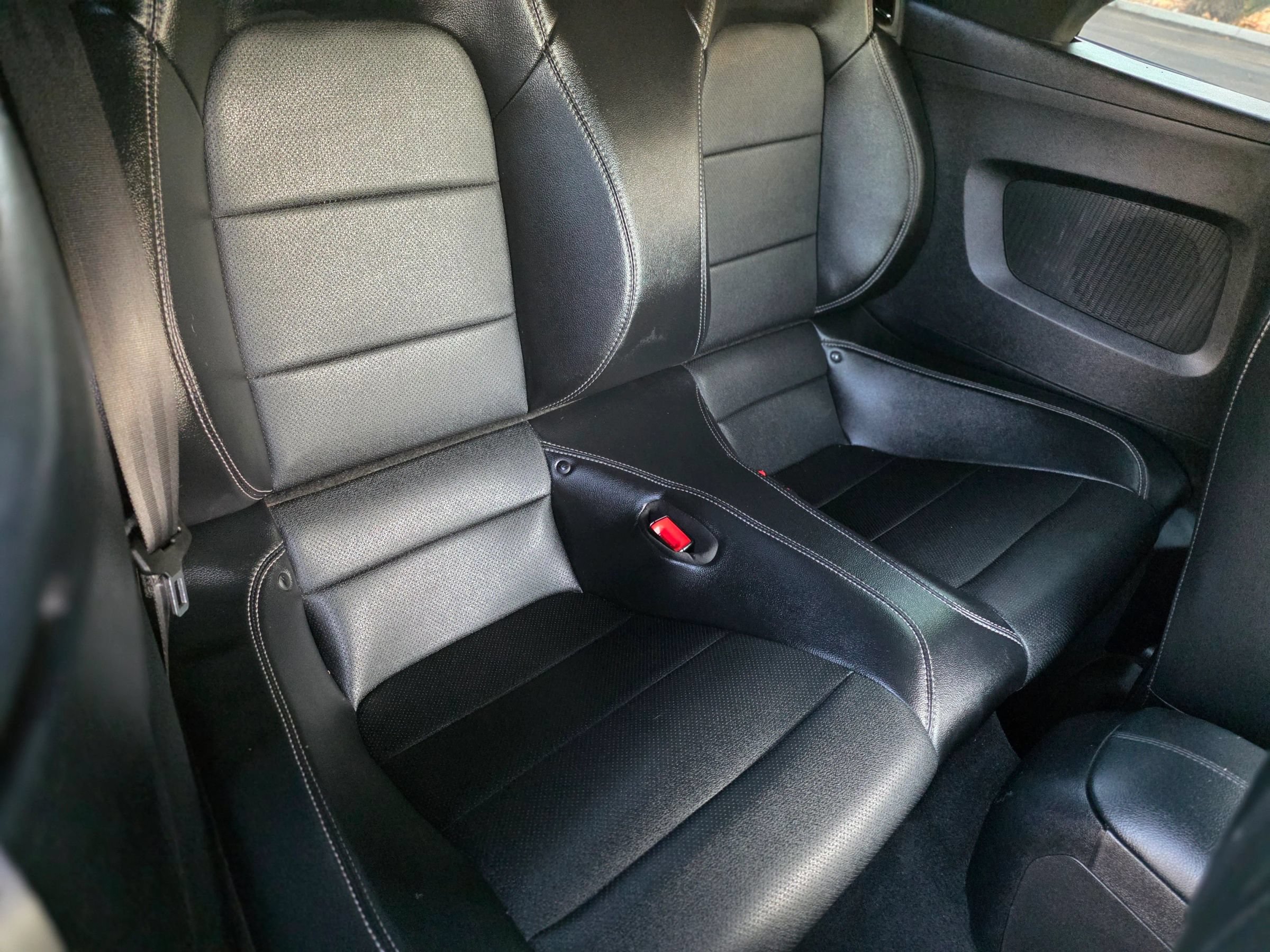 Used 2019 Ford Mustang GT Premium RWD image 16