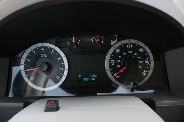 Used 2010 Ford Escape XLS AWD/4WD image 11