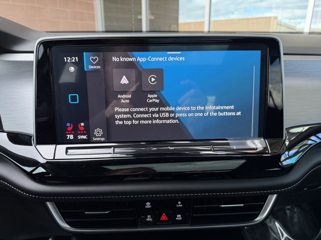 Used 2024 Volkswagen Atlas Cross Sport SE w/ Panoramic Sunroof Package image 22