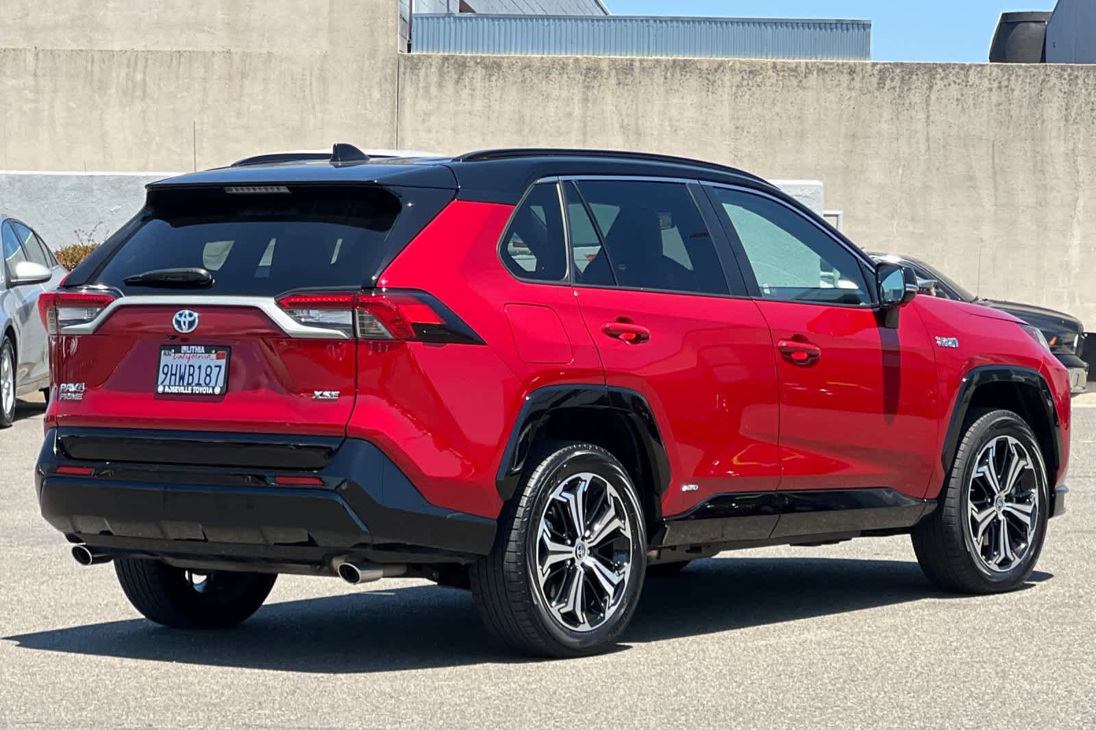 Certified 2023 Toyota RAV4 XSE w/ Premium Package AWD/4WD video 2