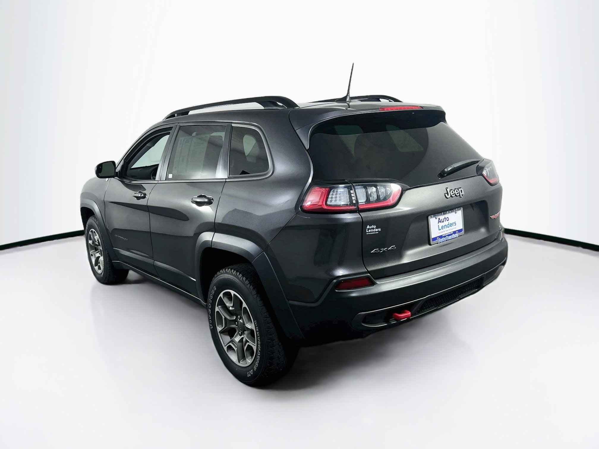 Used 2022 Jeep Cherokee Trailhawk image 7