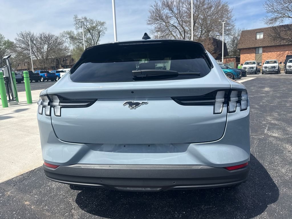 Used 2025 Ford Mustang Mach-E Premium image 8
