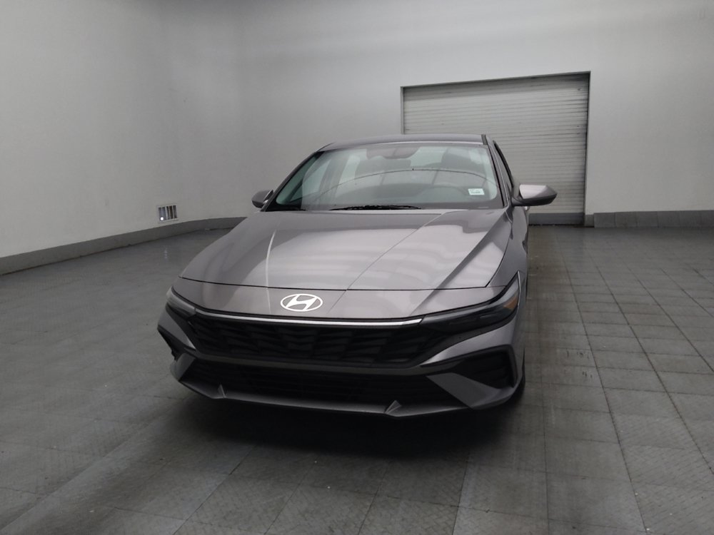 Used 2025 Hyundai Elantra SE FWD image 15
