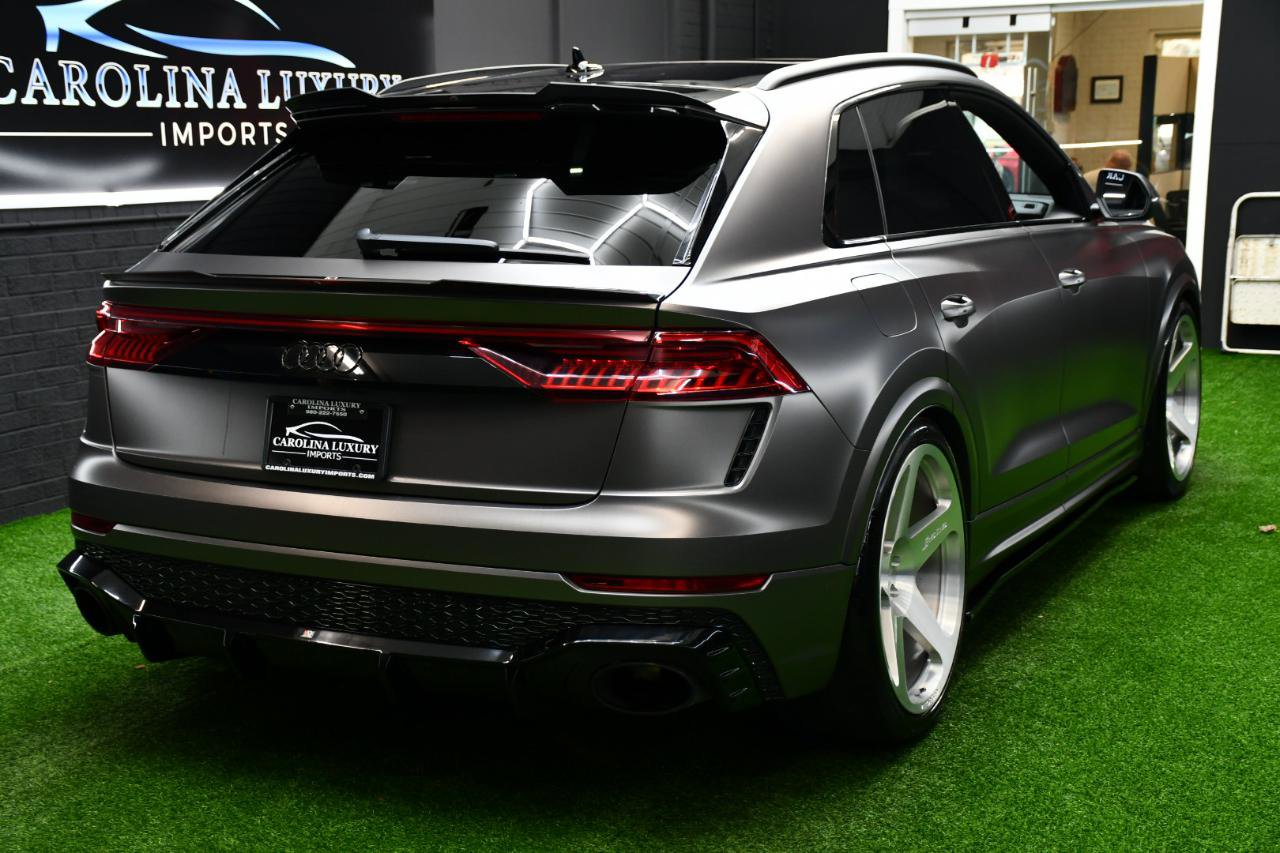 Used 2021 Audi RS Q8 w/ Black Optic Package image 4