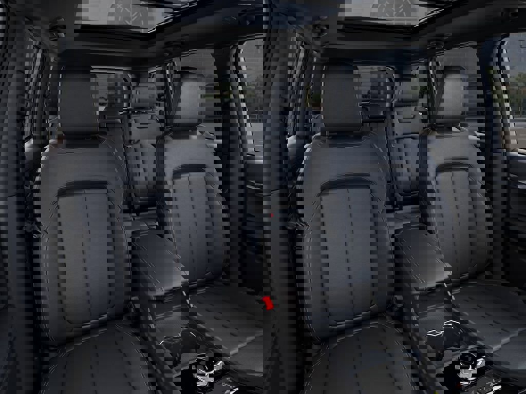 New 2026 Jeep Grand Cherokee Limited w/ Limited Altitude Package image 16