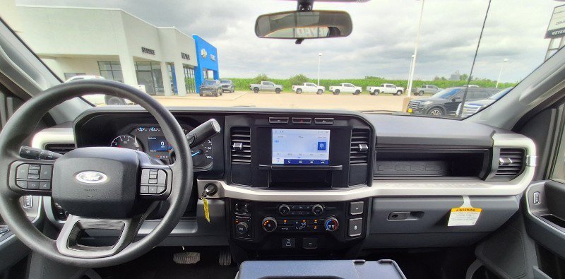 Used 2024 Ford F250 XL w/ STX Appearance Package AWD/4WD image 17