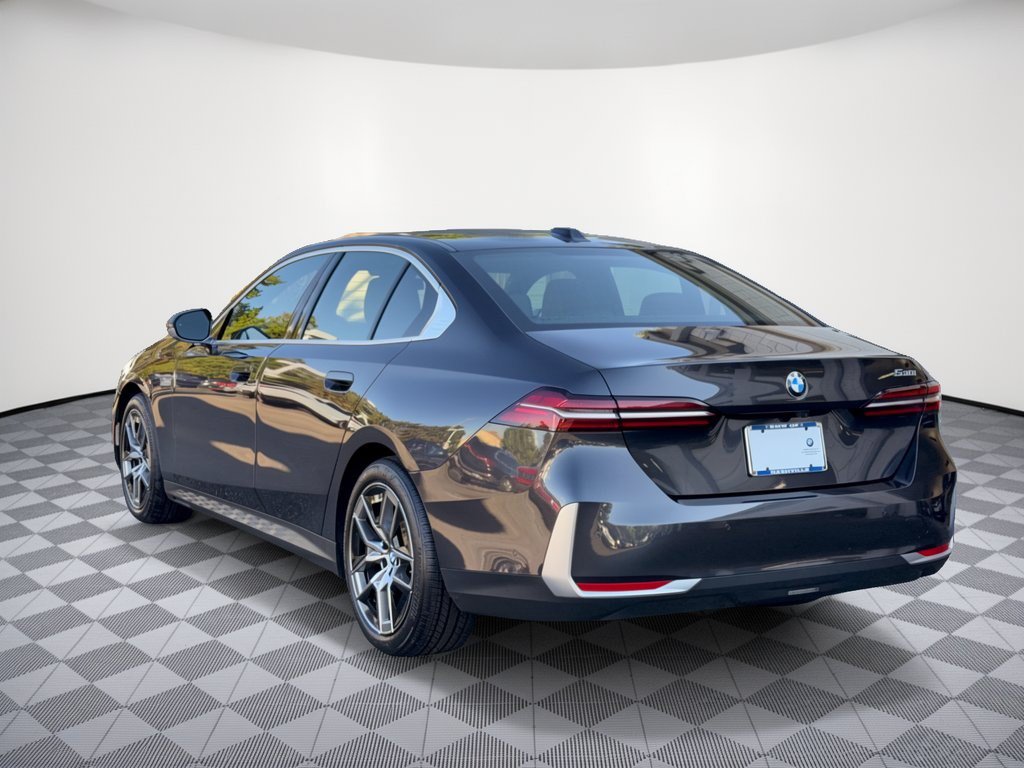 Certified 2026 BMW 530i RWD image 3