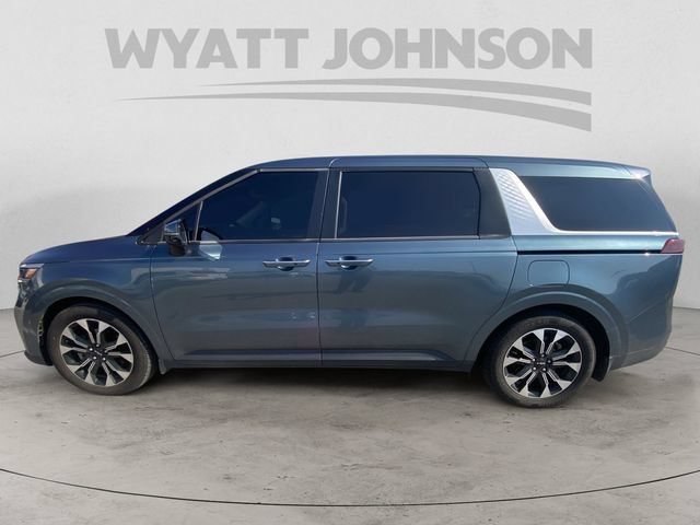 Used 2024 Kia Carnival EX FWD image 4