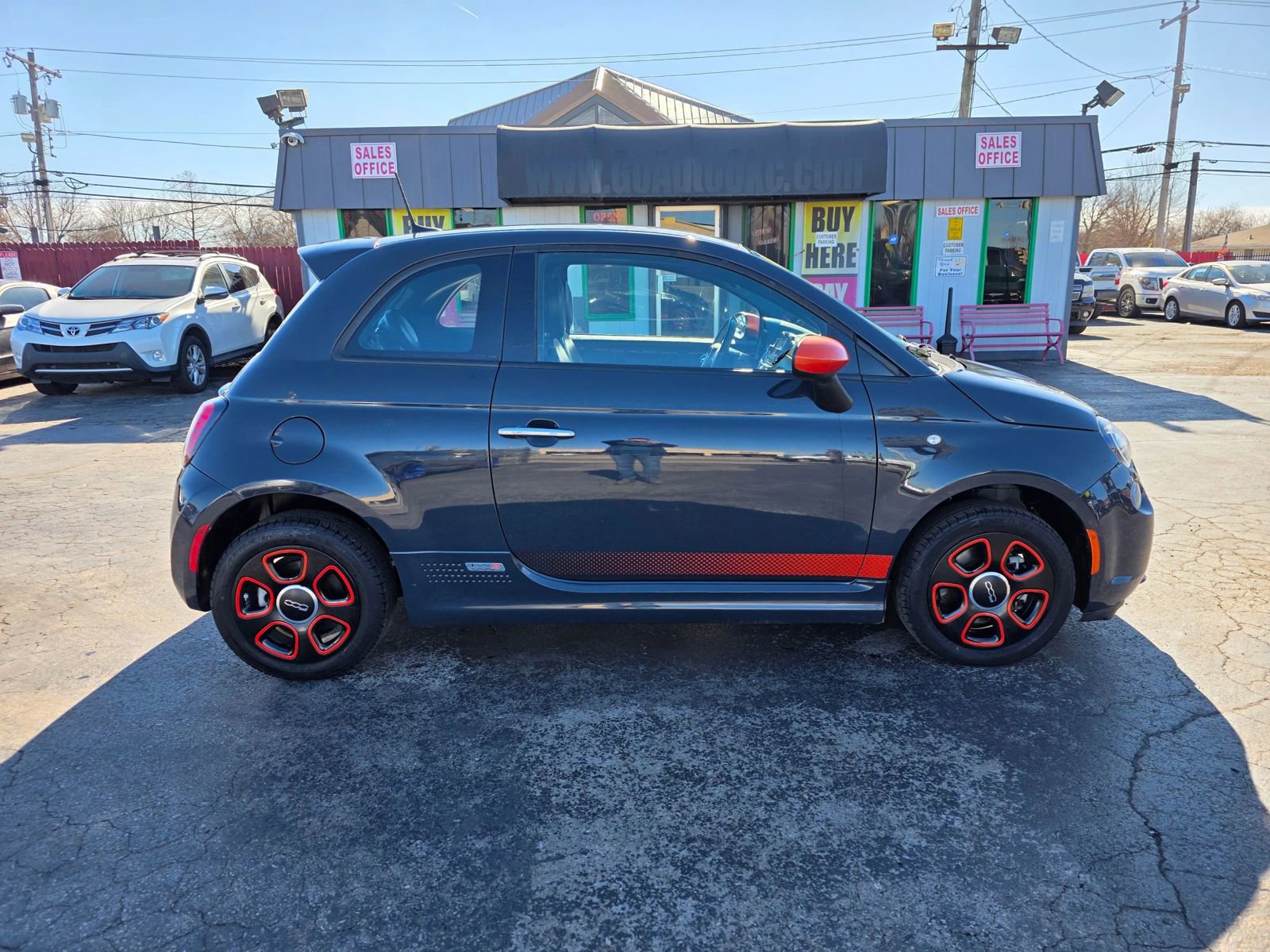 Used 2018 FIAT 500 e w/ Esport Package image 26