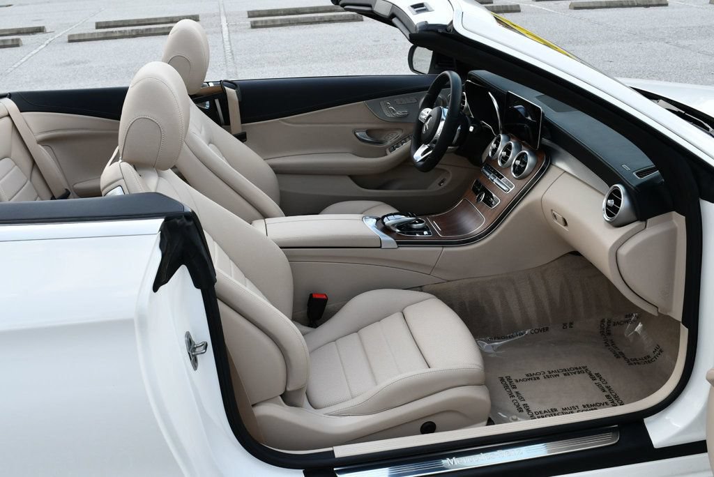 Used 2023 Mercedes-Benz C 300 Cabriolet image 65
