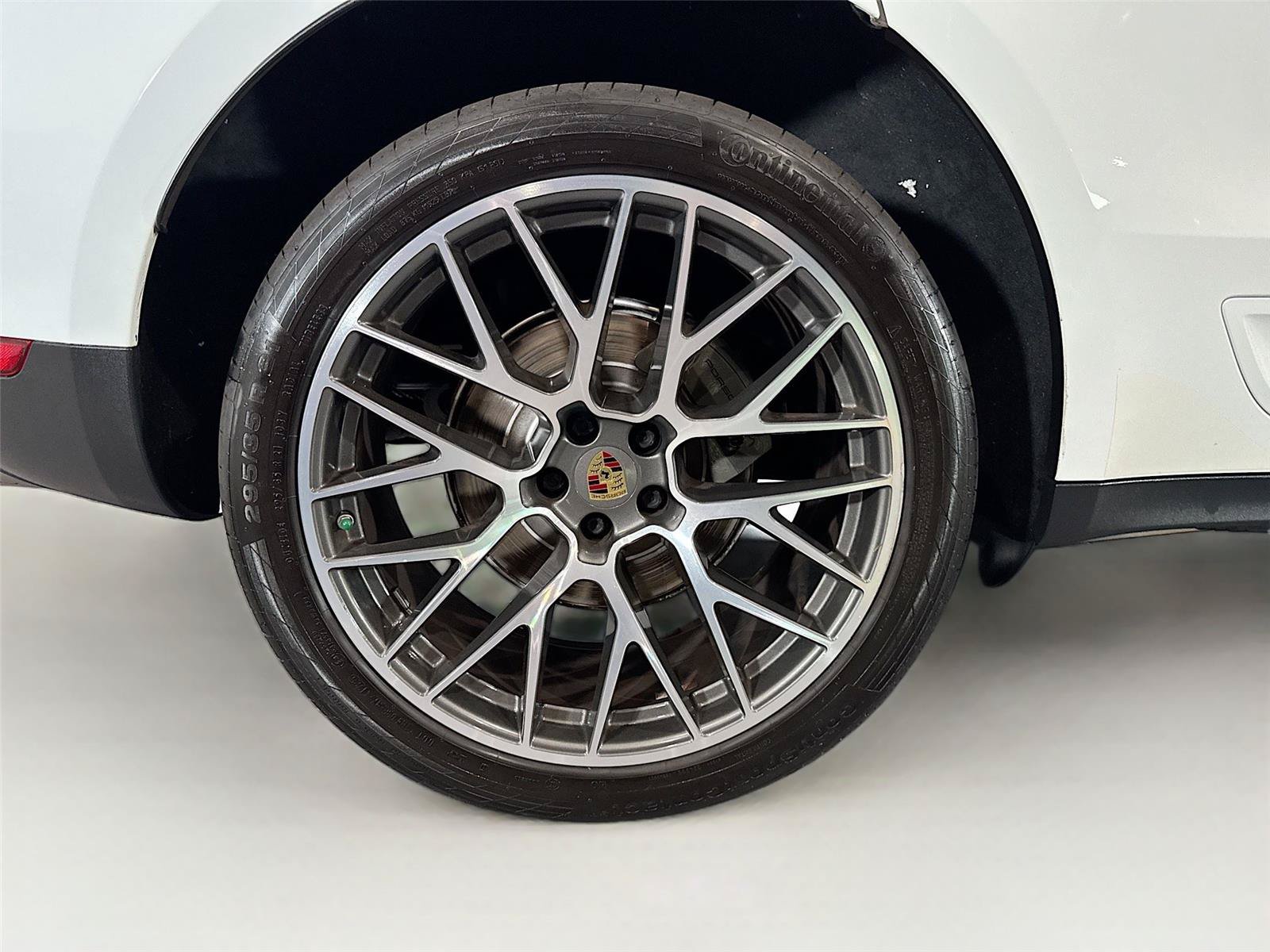 Used 2019 Porsche Macan S AWD/4WD image 37