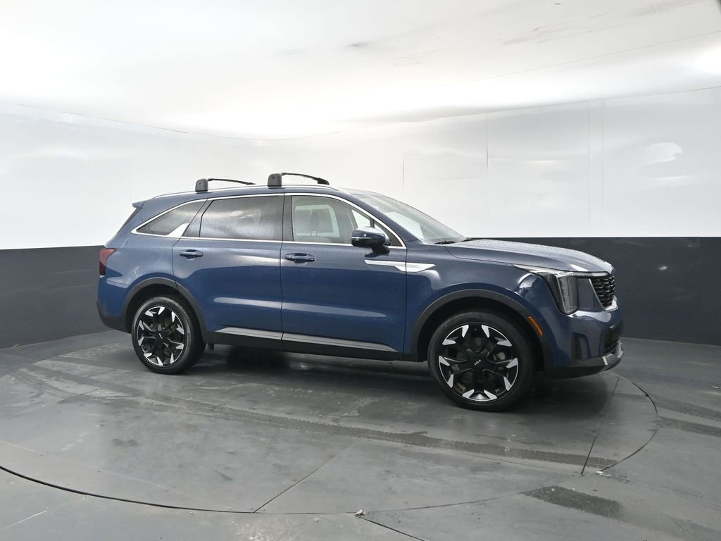 Used 2025 Kia Sorento EX image 7