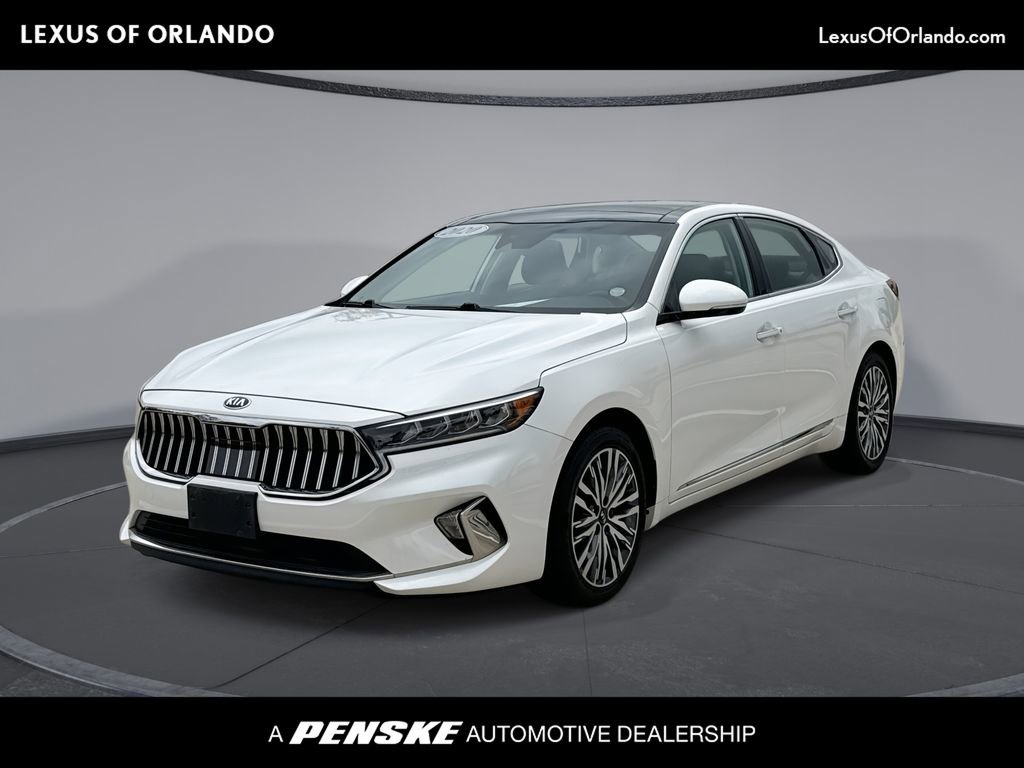 Used 2020 Kia Cadenza Technology