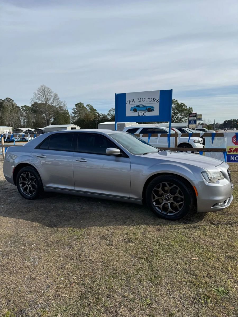 Used 2017 Chrysler 300 S
