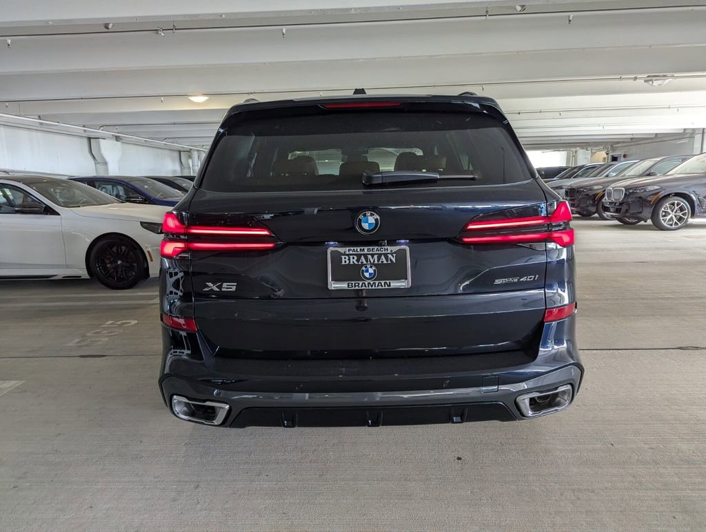 New 2026 BMW X5 sDrive40i w/ M Sport Package RWD image 5