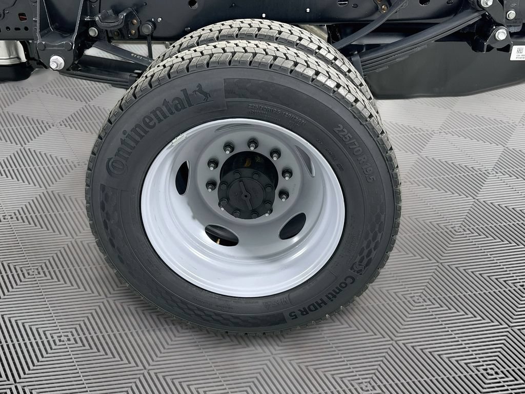 New 2026 Ford F450 XL AWD/4WD image 17