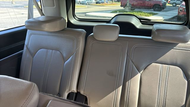 Used 2020 Ford Expedition Max Limited image 29