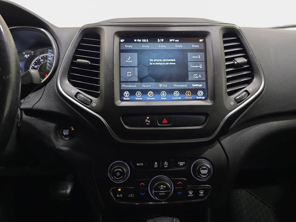 Used 2019 Jeep Cherokee Trailhawk w/ Cold Weather Group image 17